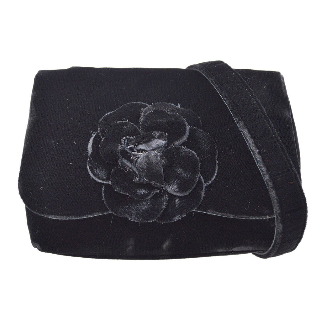 CHANEL 1991-1994 Camellia Shoulder Bag Black Velvet