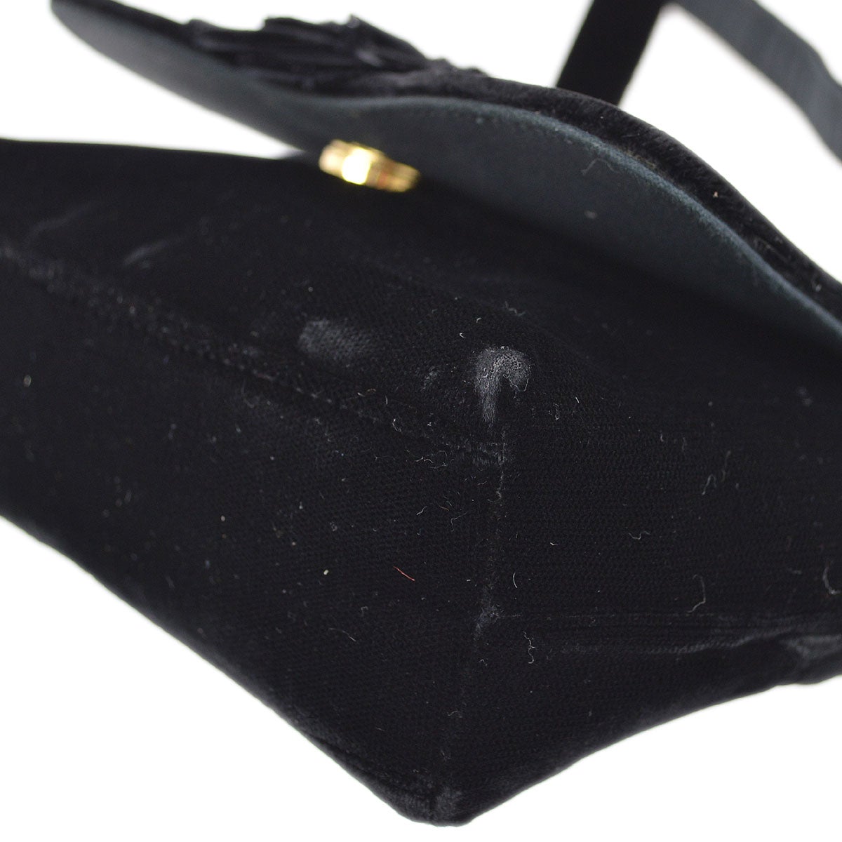 CHANEL 1991-1994 Camellia Shoulder Bag Black Velvet