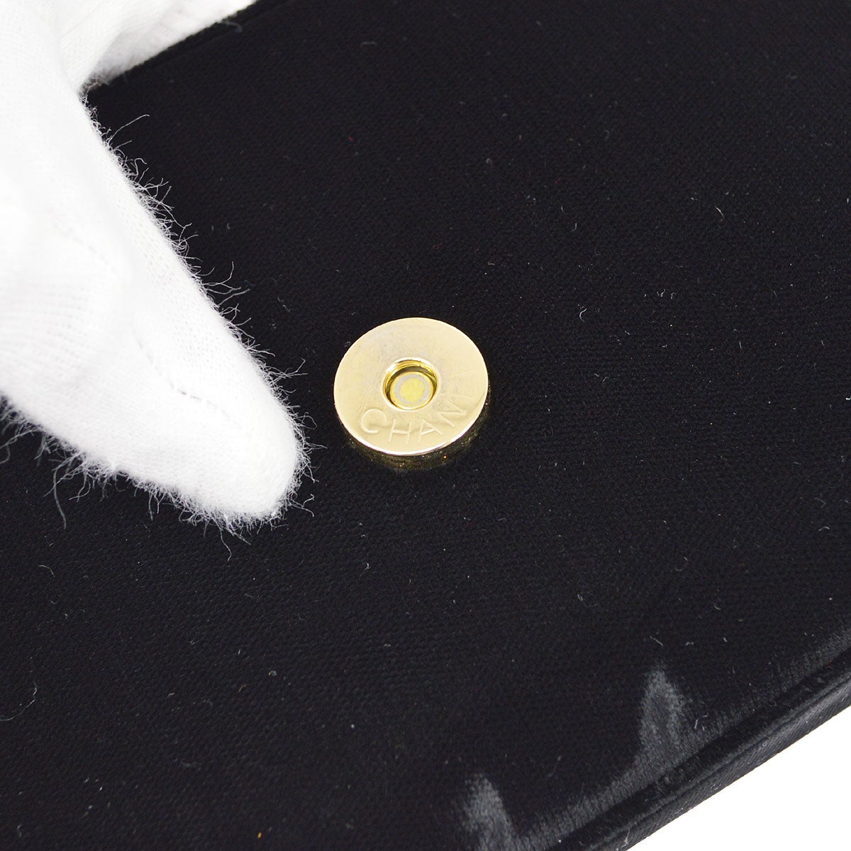 CHANEL 1991-1994 Camellia Shoulder Bag Black Velvet