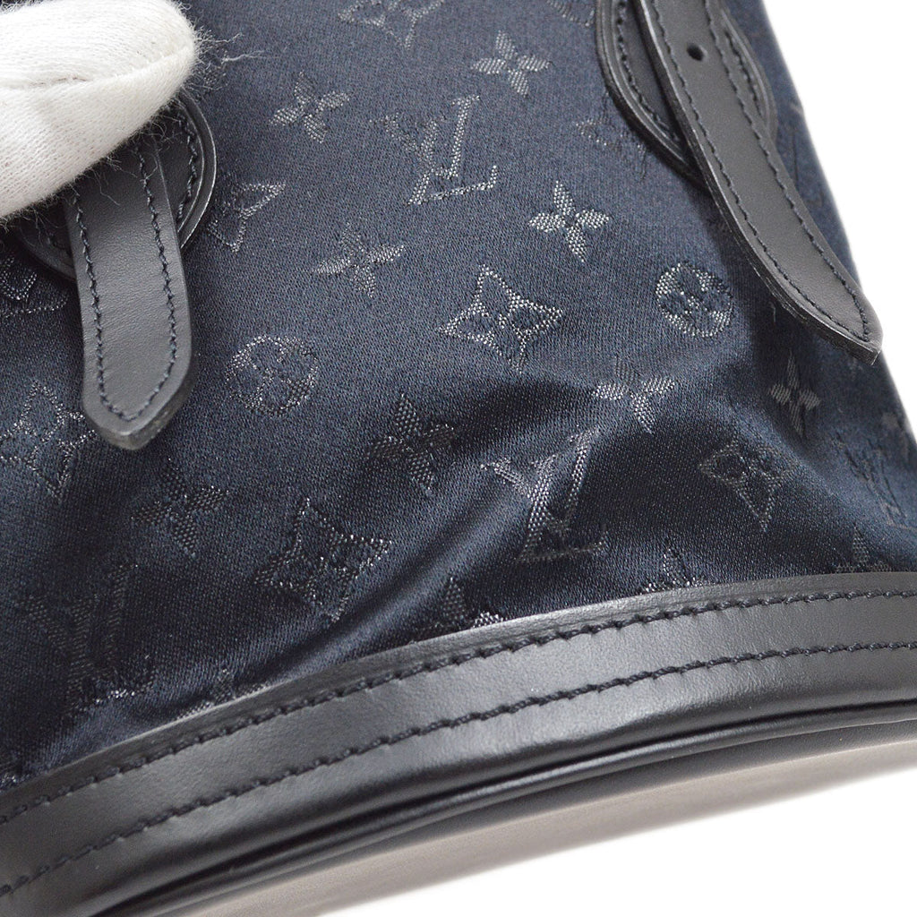 LOUIS VUITTON 2001 LITTLE BUCKET MONOGRAM SATIN M92144