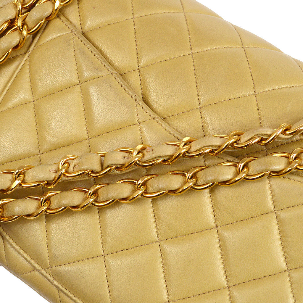 CHANEL 1996-1997 Paris Limited Round Double Flap Small Beige Lambskin