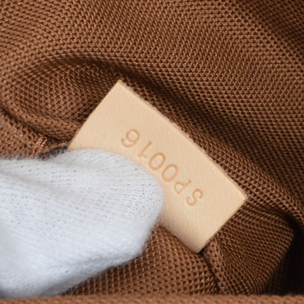 LOUIS VUITTON 2006 BATIGNOLLES M51156