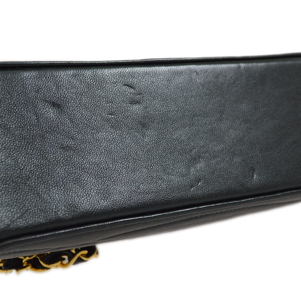 CHANEL 1989-1991 Green Lambskin Diagonal Round Flap Small