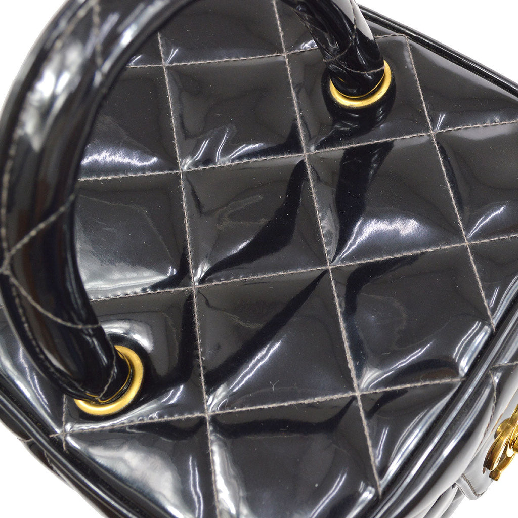 CHANEL 1995 Heart Mirror Vanity Handbag Black Patent Leather