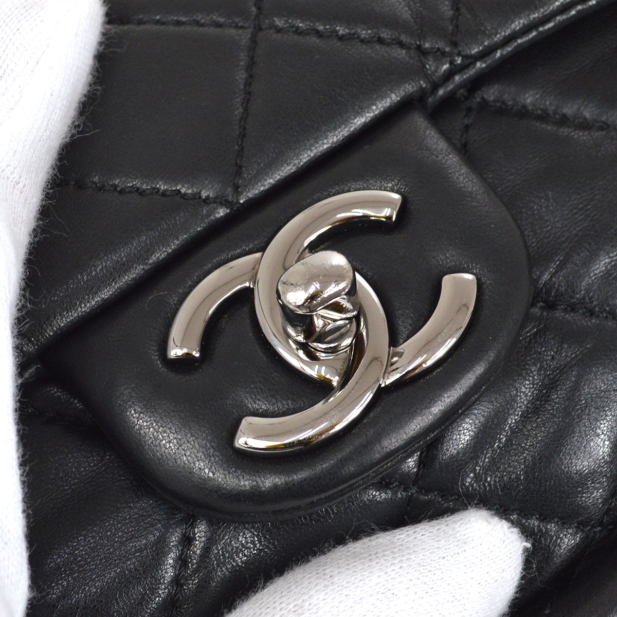 CHANEL * 2013 Hula Hoop Handbag 30