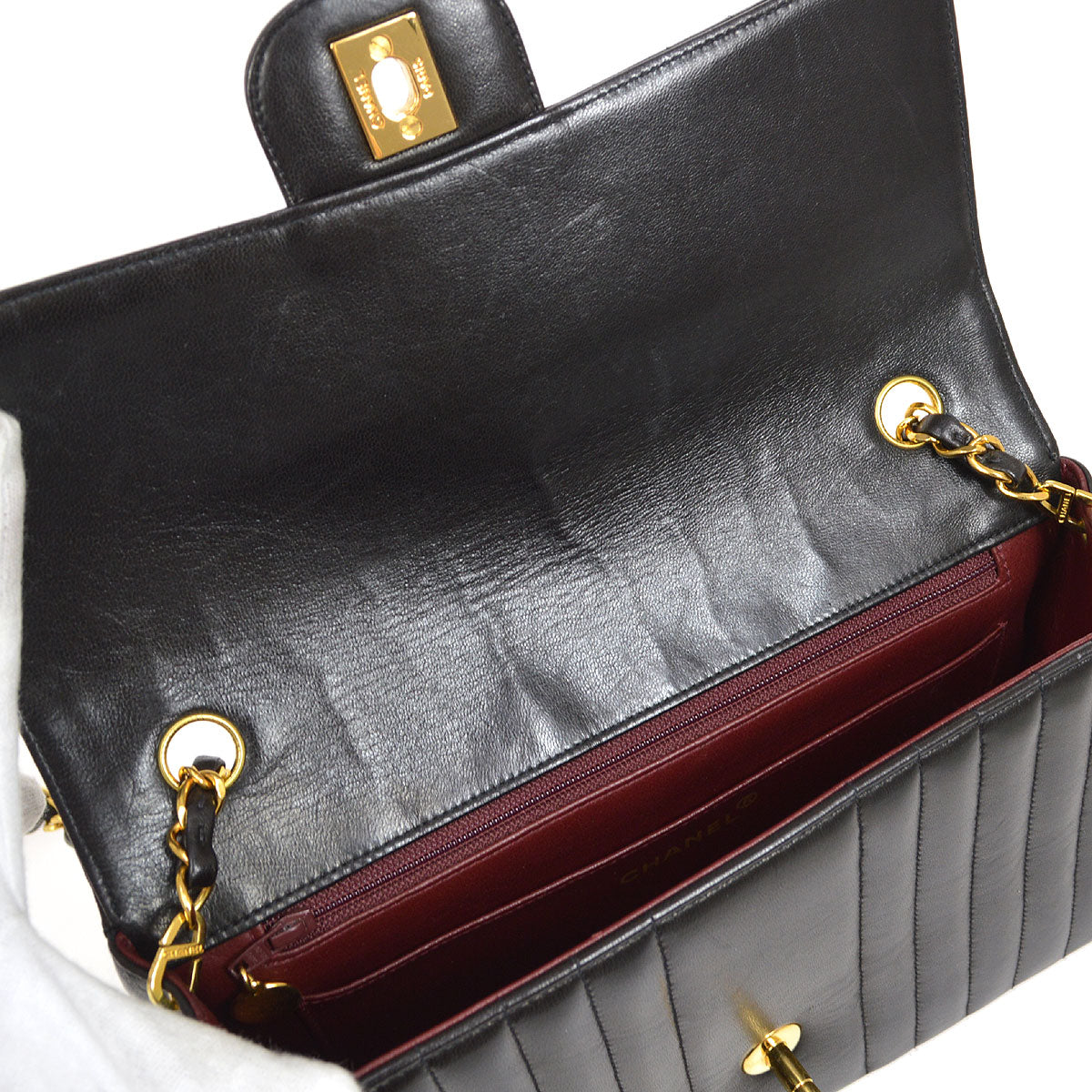CHANEL 1991-1994 Vertical Classic Single Flap Medium