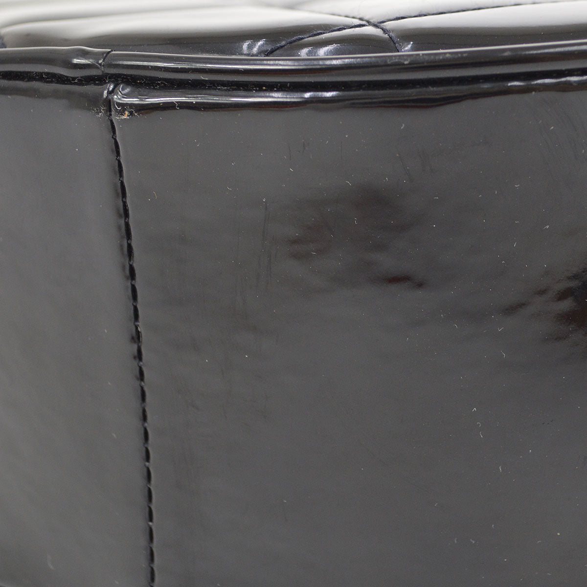 CHANEL 1994-1996 Round Vanity Handbag Black