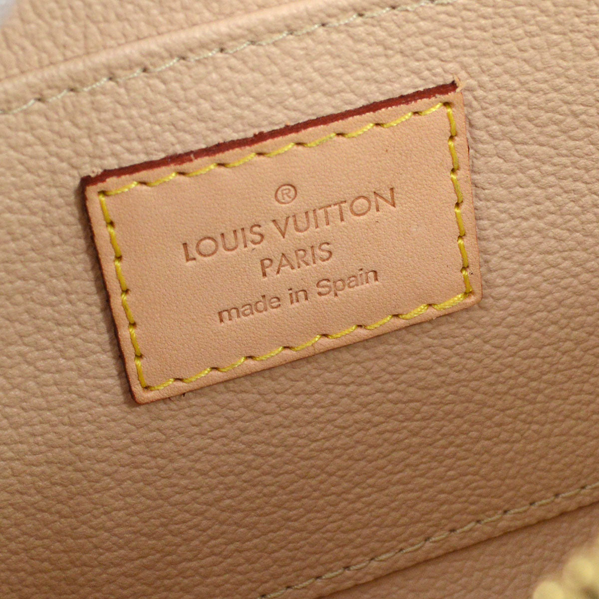 LOUIS VUITTON 2009 POCHETTE COSMETIC M47515
