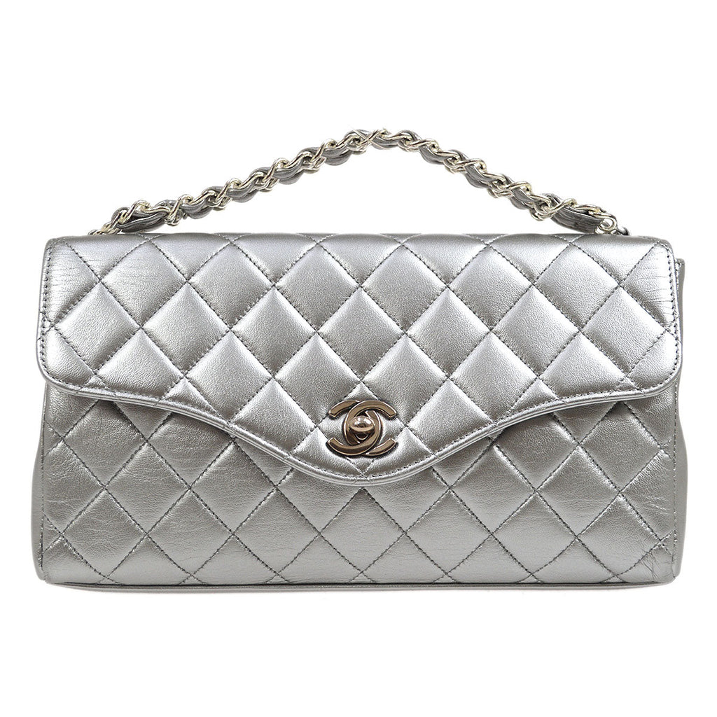 CHANEL 1996-1997 Flap Handbag