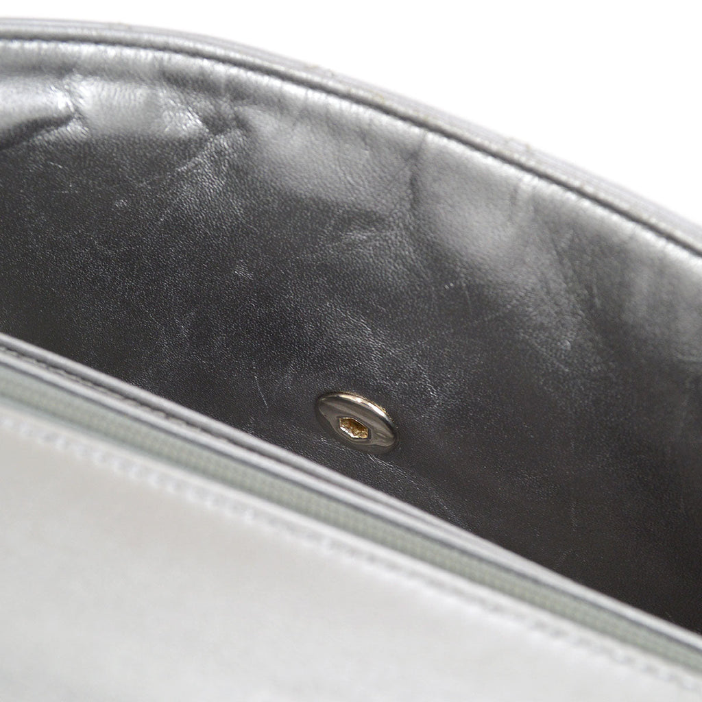 CHANEL 1996-1997 Flap Handbag