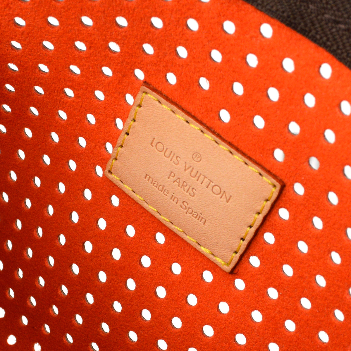 LOUIS VUITTON 2006 POCHETTE ACCESSOIRES MONOGRAM PERFO M95185