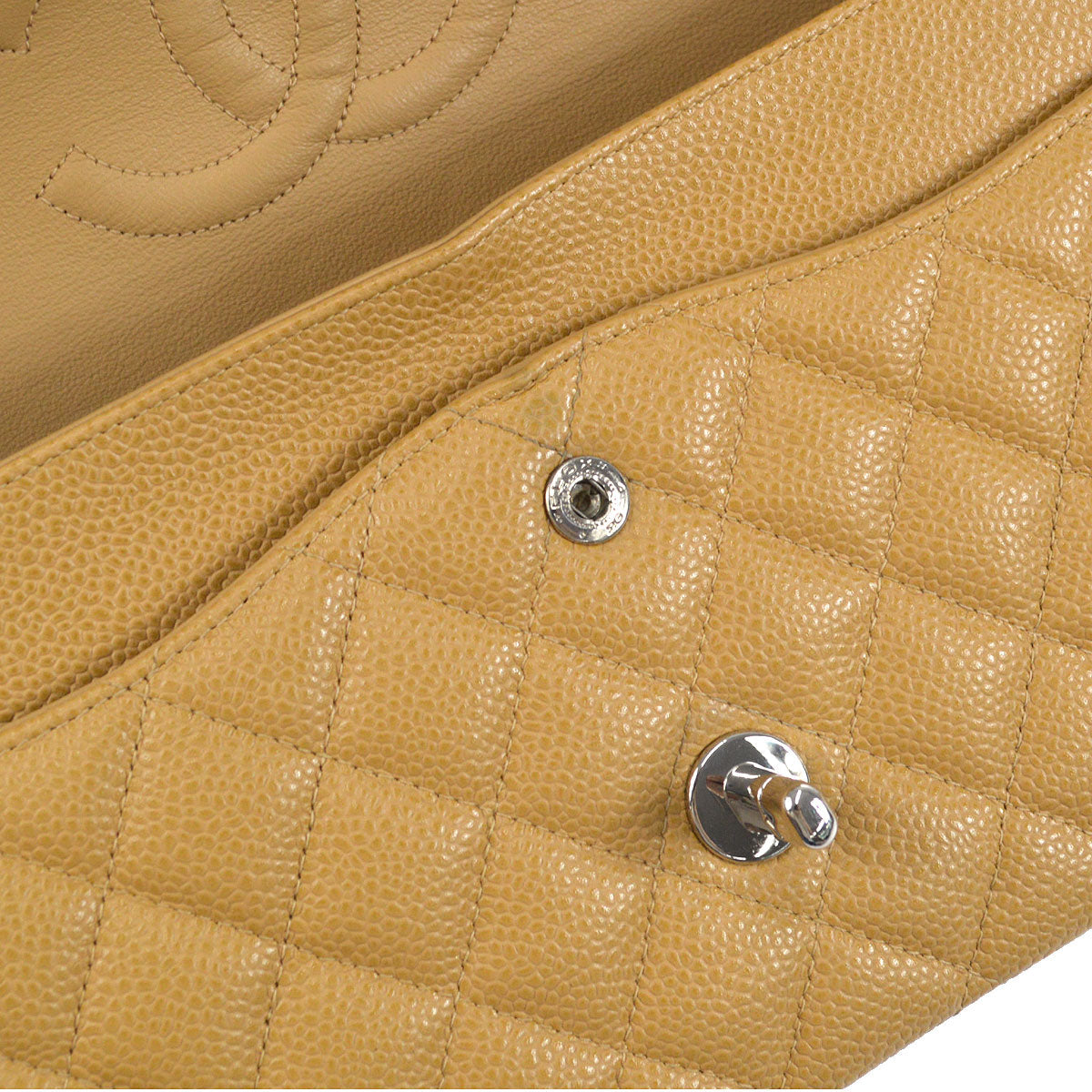 CHANEL 2000-2001 Classic Double Flap Medium SHW Beige Caviar