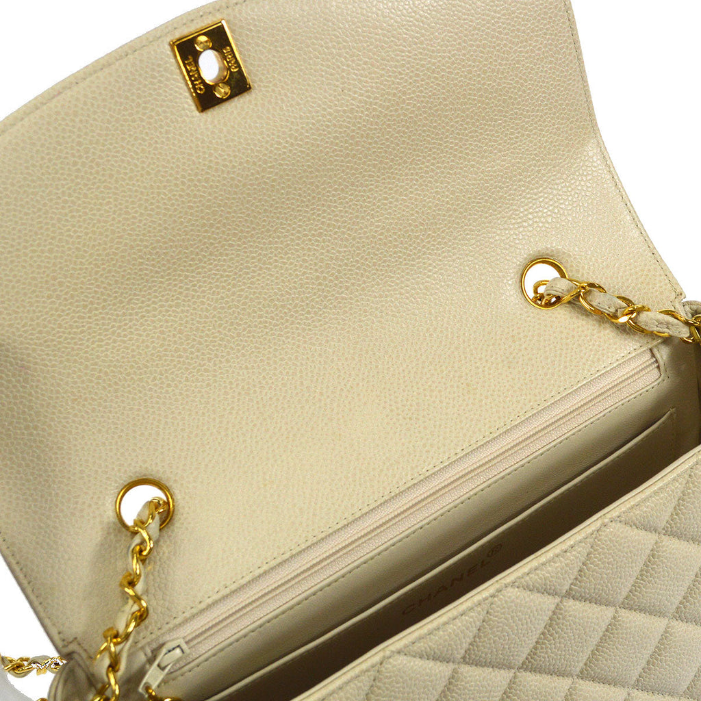 CHANEL * 1996-1997 Tall Diana Flap Medium Ivory Caviar