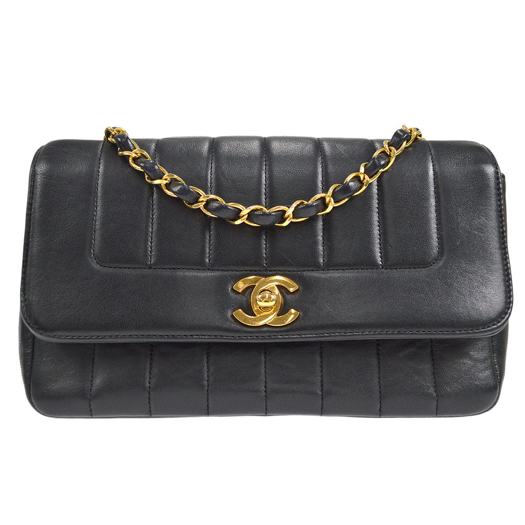 CHANEL 1991-1994 Small Vertical Border Flap