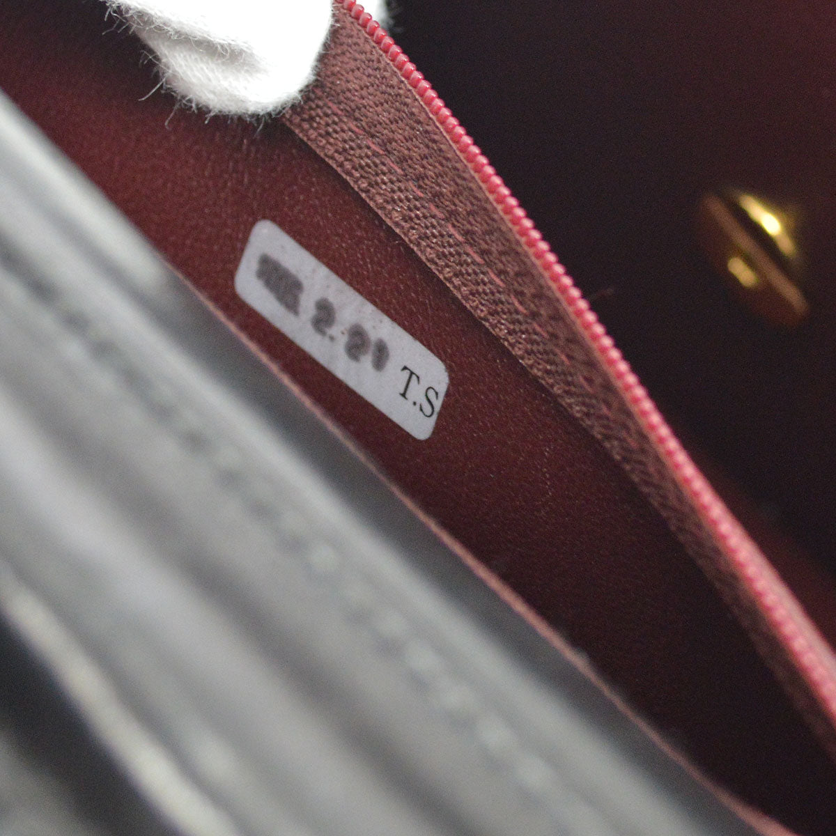 CHANEL 2004-2005 Small Turnlock Half Flap