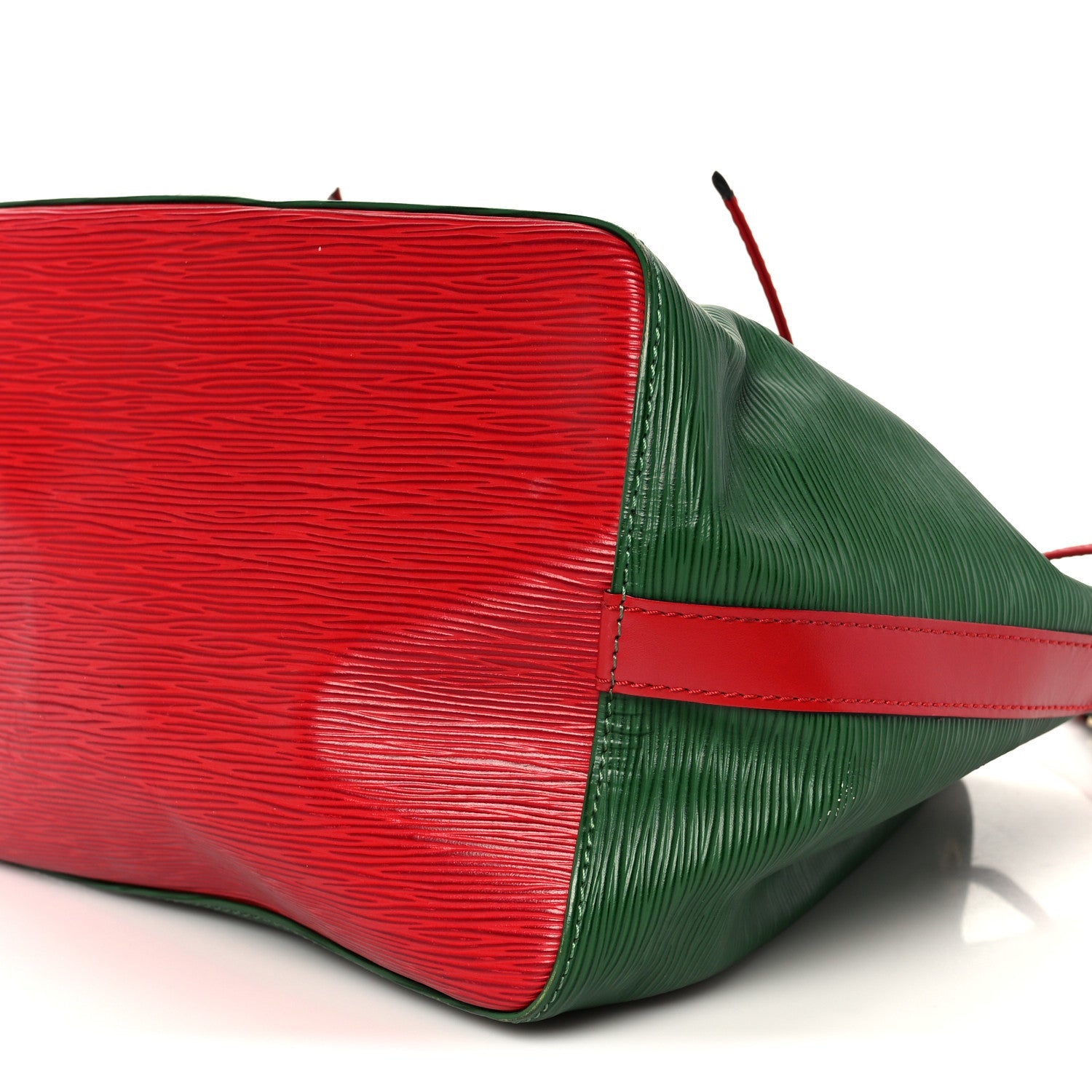 Louis Vuitton Epi Bi-Color Petit Noe Borneo Castillan Red