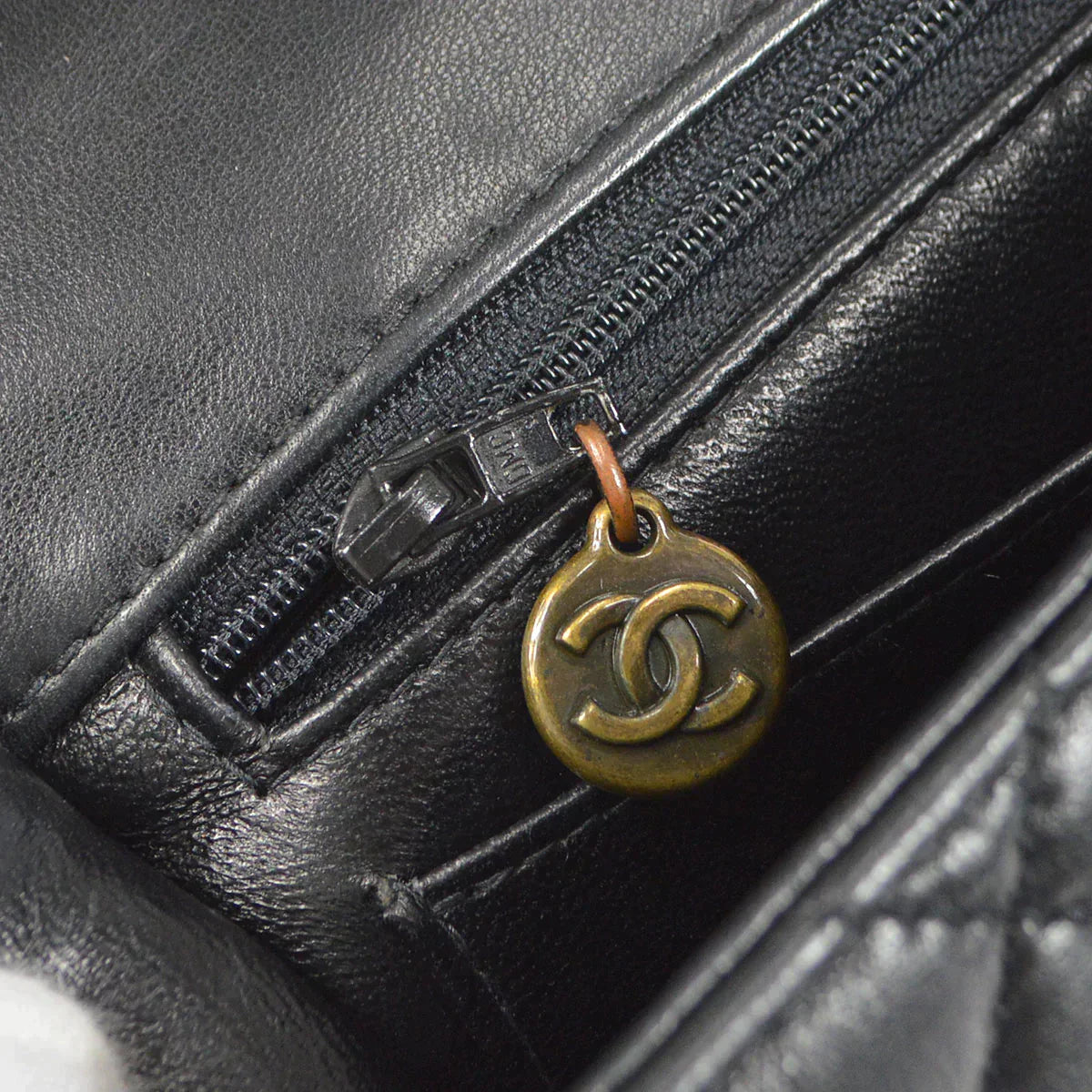 CHANEL 1996-1997 Classic Flap Jumbo