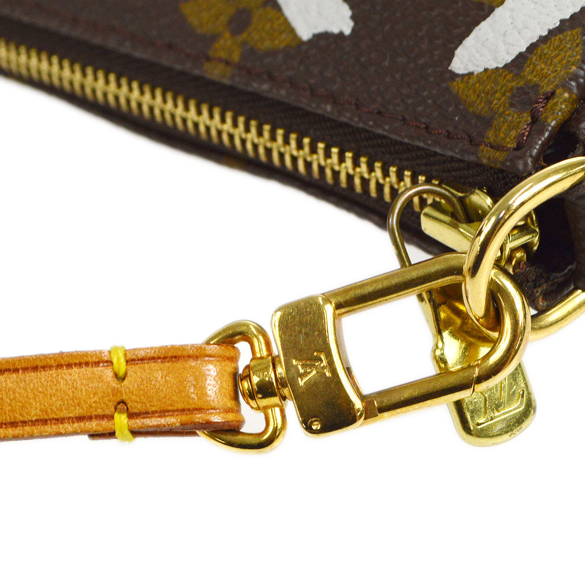 LOUIS VUITTON 2001 POCHETTE ACCESSOIRES M92192