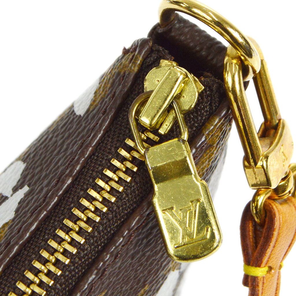 LOUIS VUITTON 2001 POCHETTE ACCESSOIRES M92192