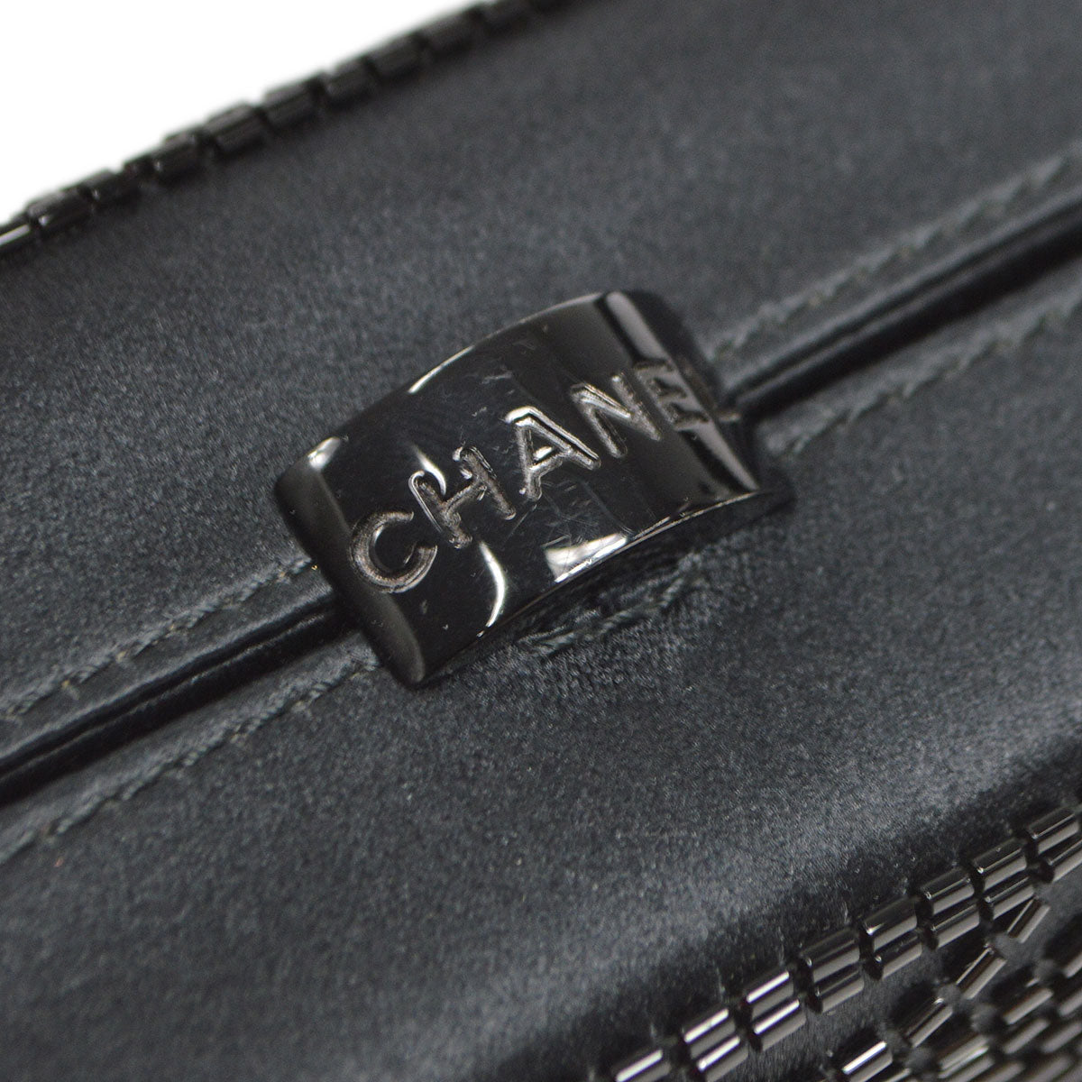 CHANEL 1997-1999 beaded box bag