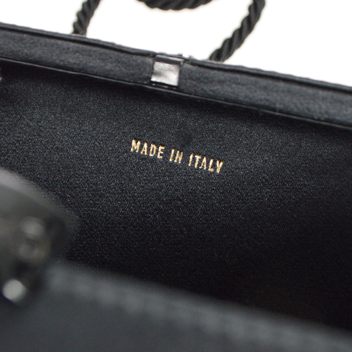 CHANEL 1997-1999 beaded box bag