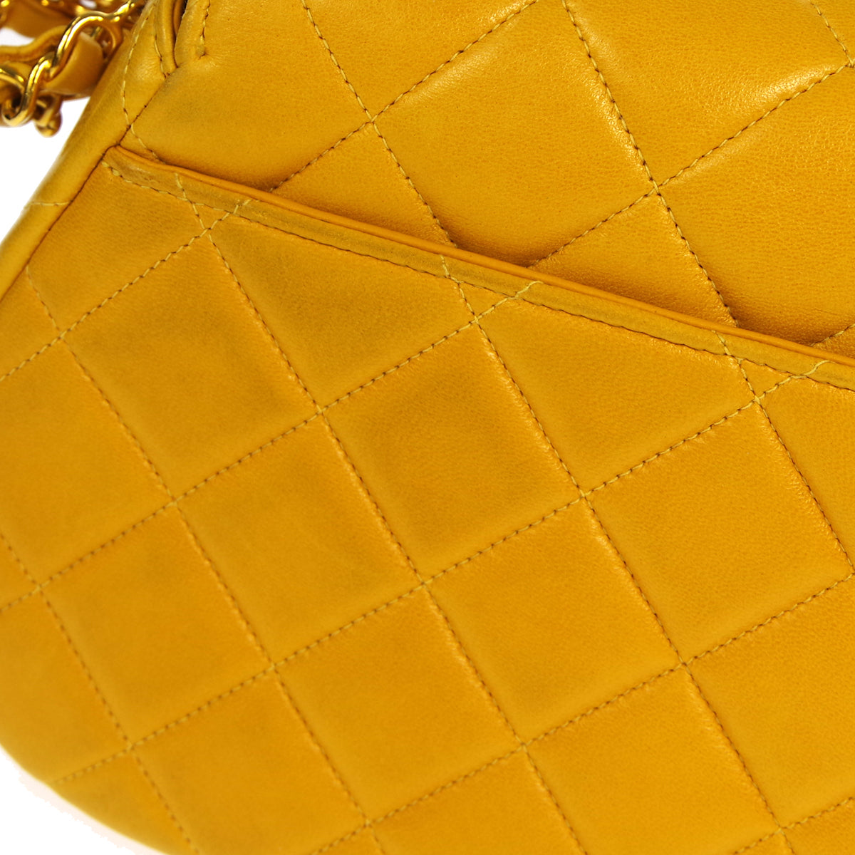 CHANEL 1996-1997 Round Flap Handbag Orange Lambskin