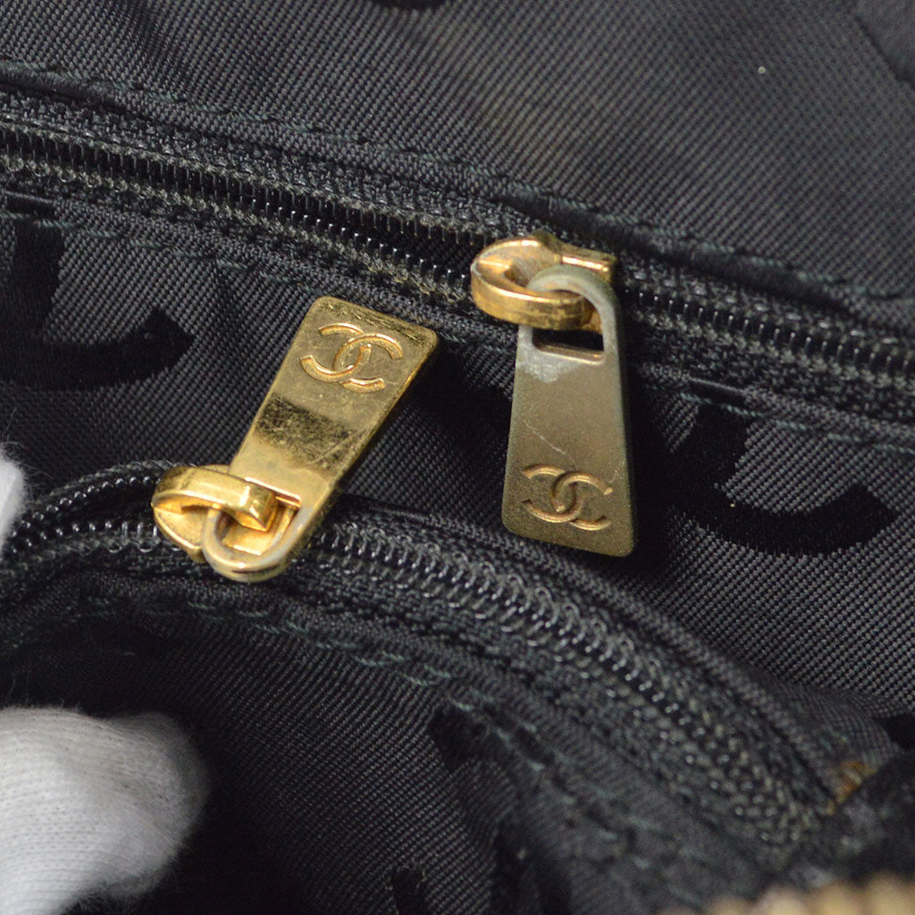 CHANEL 2001-2003 Wild Stitch Handbag Black Calfskin