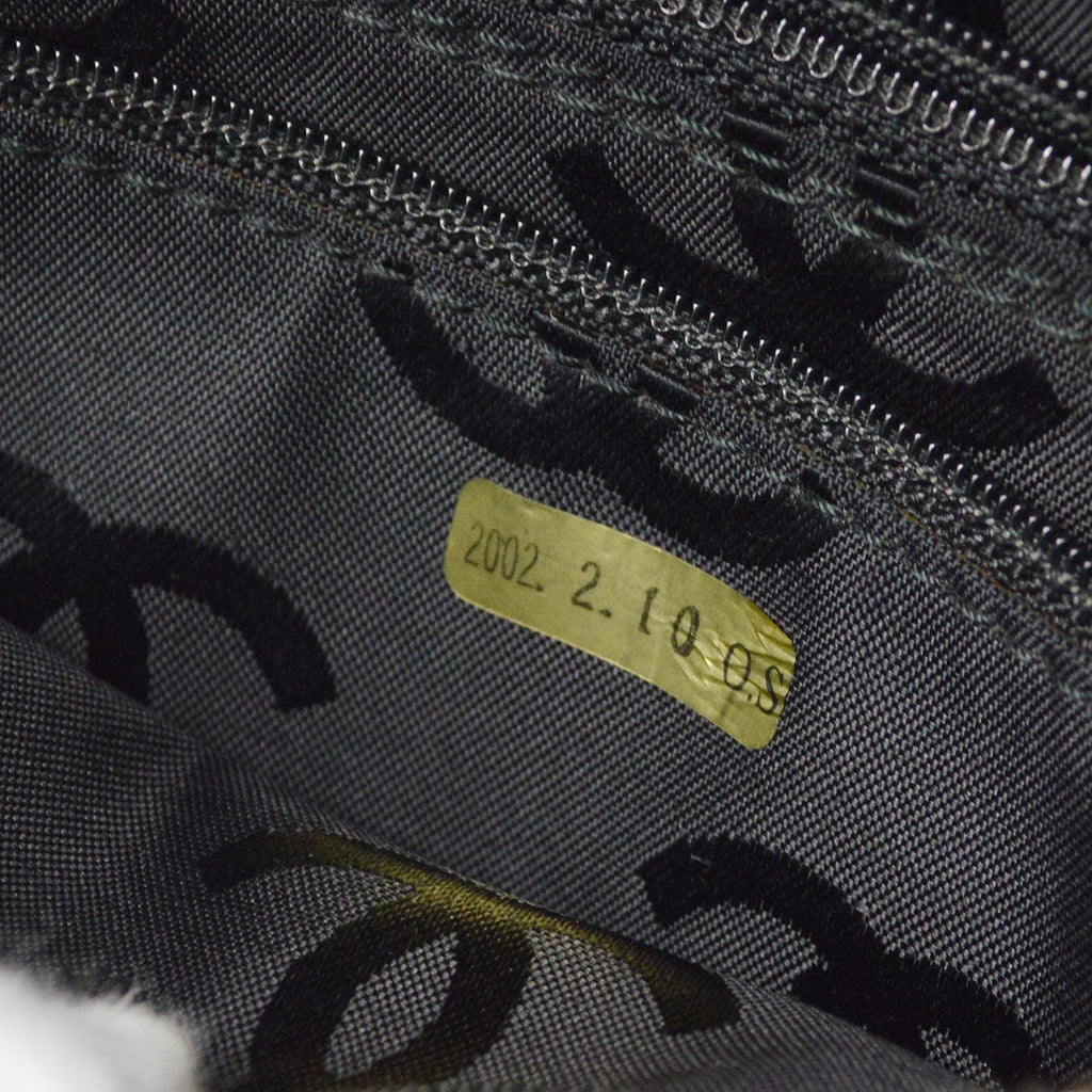 CHANEL 2001-2003 Wild Stitch Handbag Black Calfskin