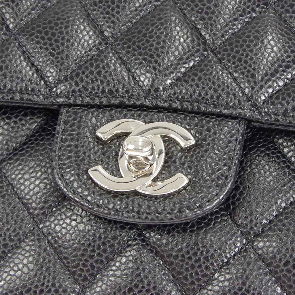 CHANEL 2005-2006 Classic Double Flap Medium SHW Black Caviar
