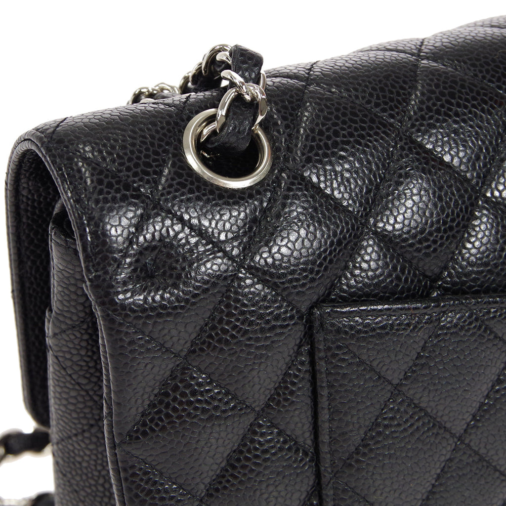 CHANEL 2005-2006 Classic Double Flap Medium SHW Black Caviar