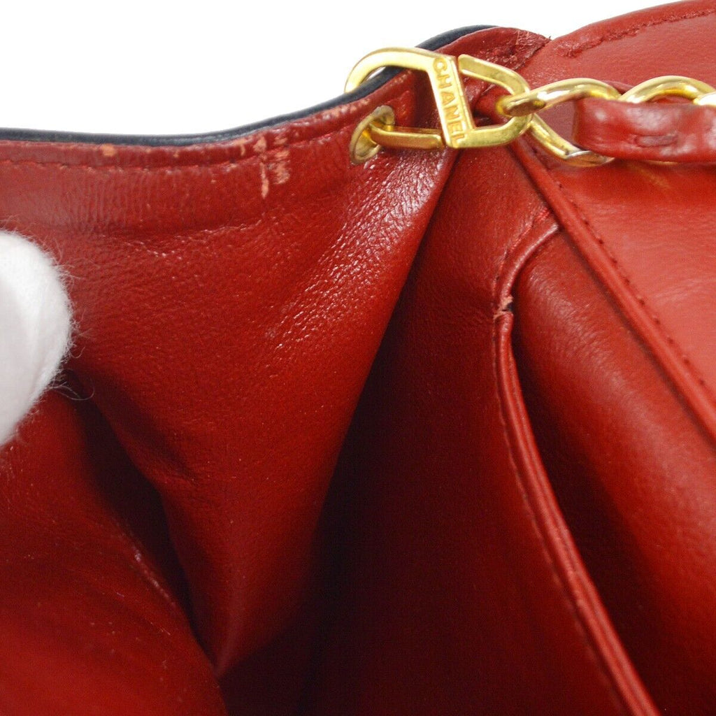 CHANEL 1989-1991 Round Flap Medium & Pouch Set Red Lambskin