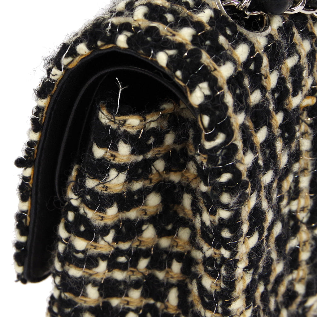 CHANEL 2001-2003 Classic Flap Medium Tweed