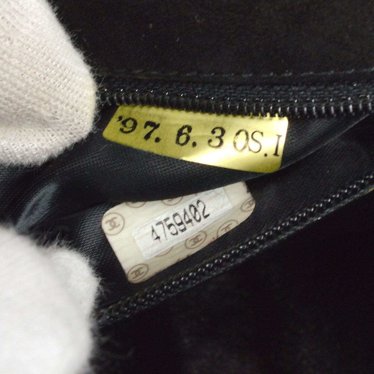 CHANEL * 1996-1997 Handbag Black Suede