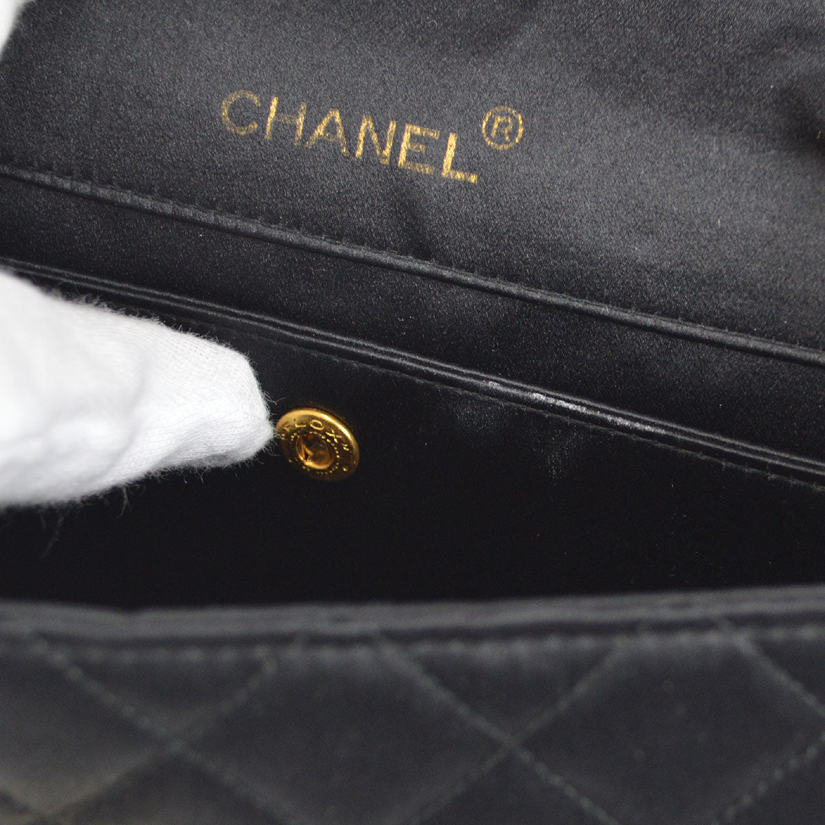 CHANEL 1994-1996 Border Round Flap Small & Pouch Set Black Satin