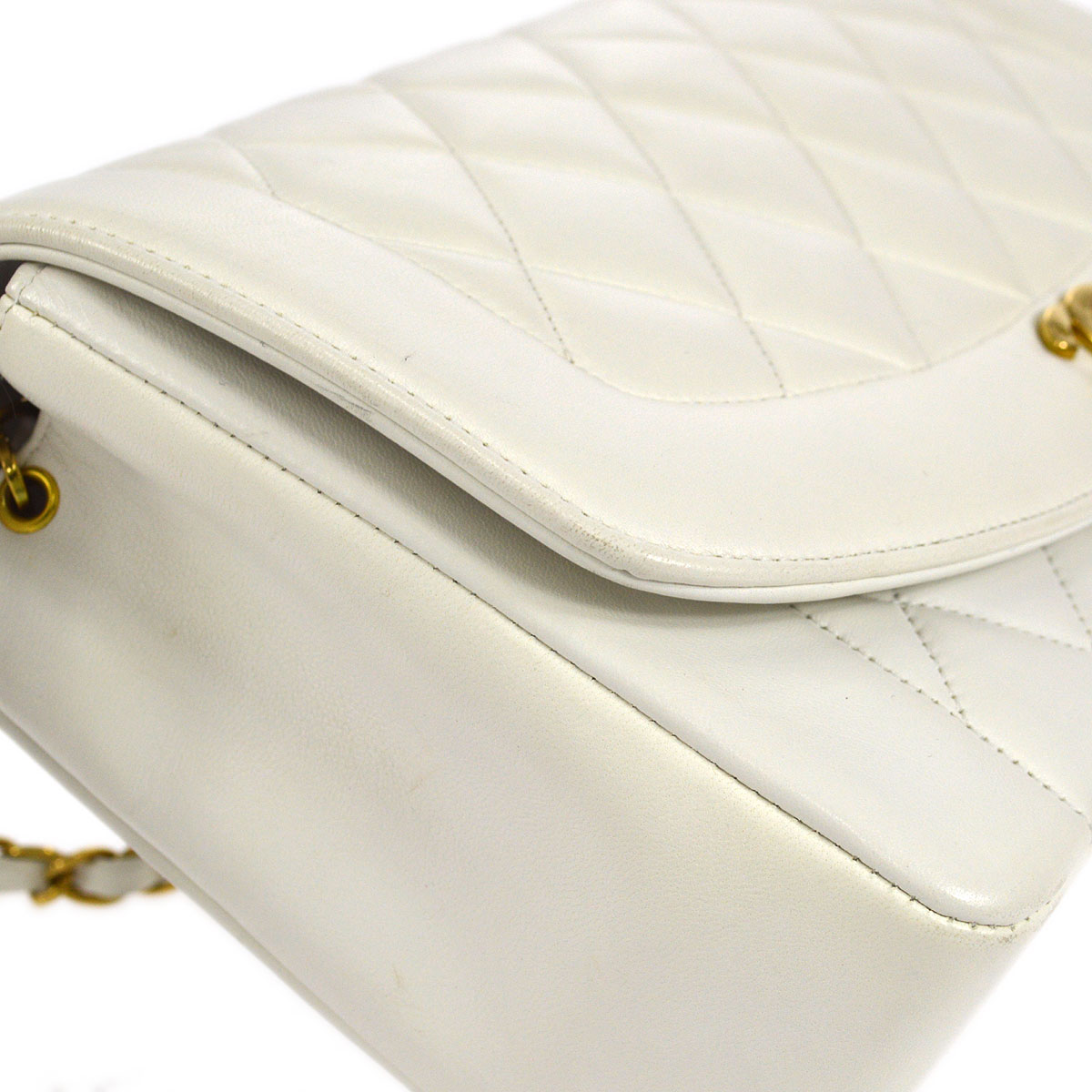 CHANEL 1994-1996 Diana Flap Medium White Lambskin
