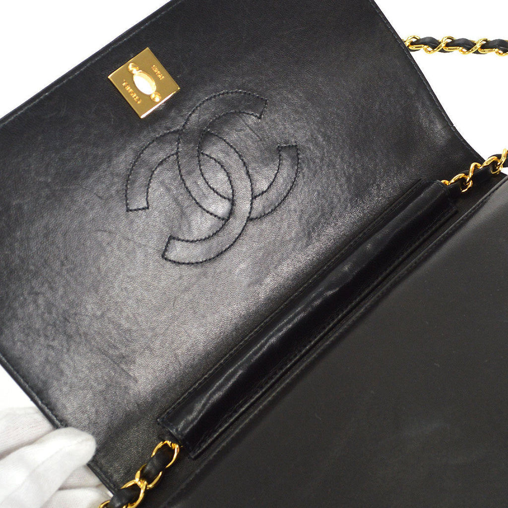 CHANEL 2005-2006 CC Turnlock Full Flap Small Black Lambskin