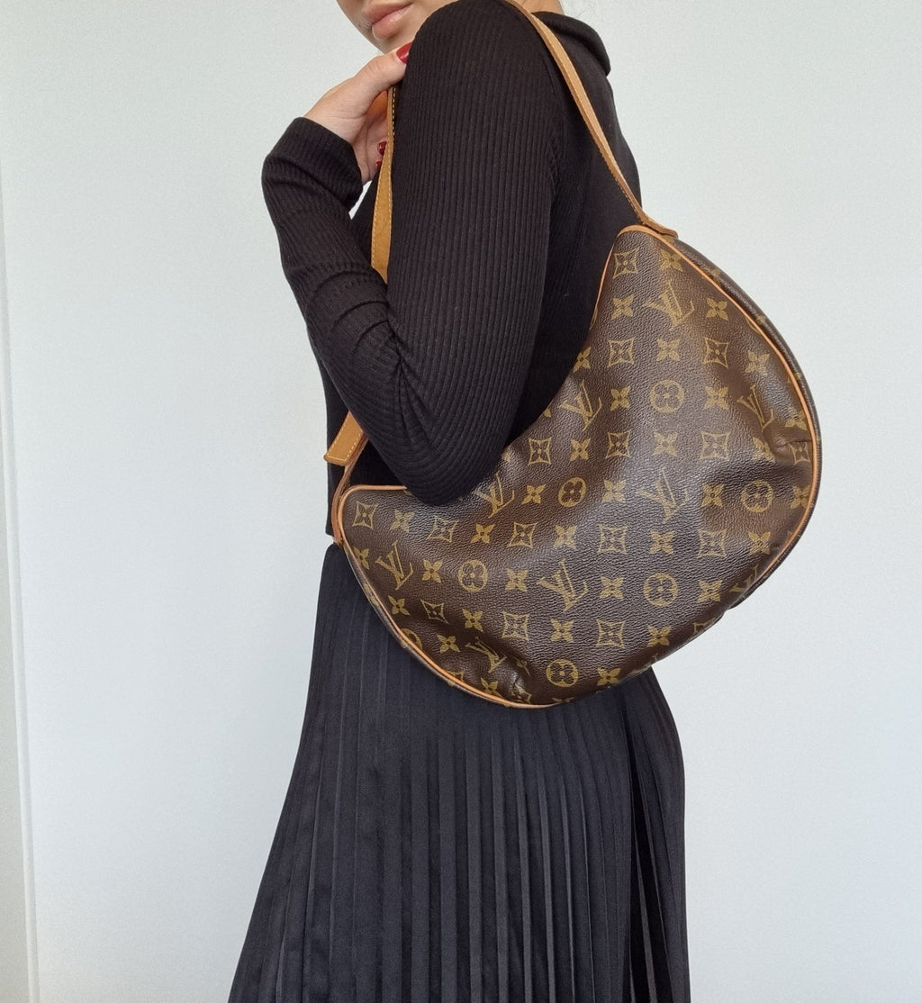 Louis Vuitton Croissant Monogram MM