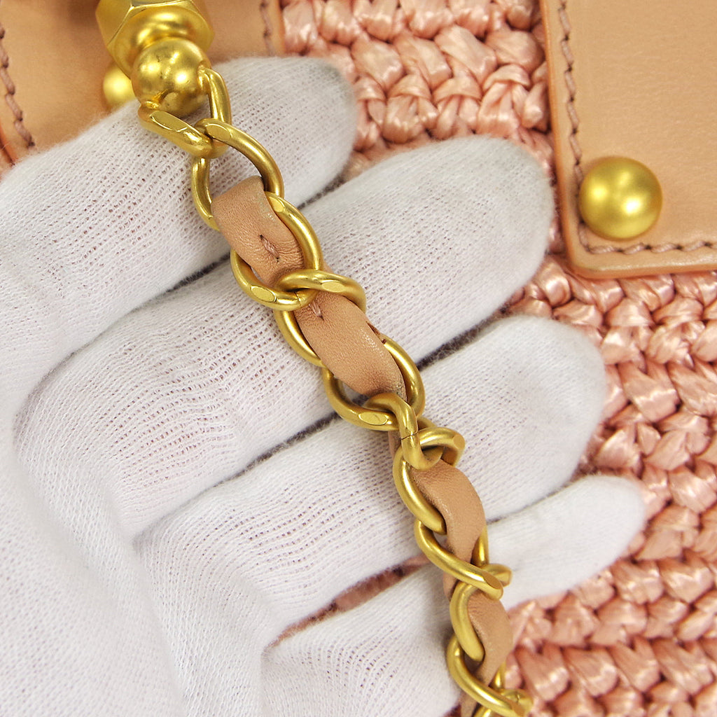 CHANEL 2005-2006 Woven Crossbody Bag Medium Pink Raffia Straw