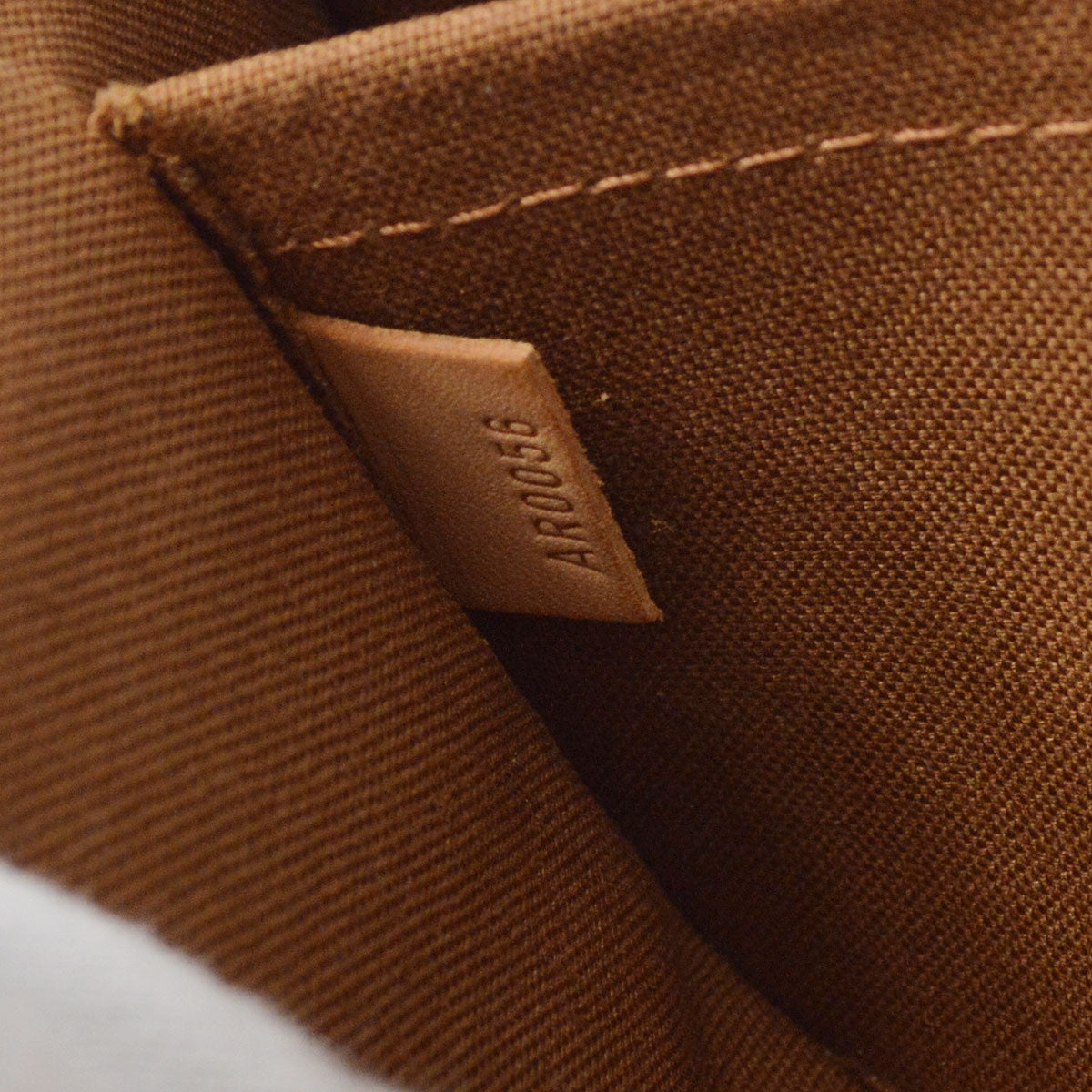 LOUIS VUITTON 2006 TIKAL PM M40078