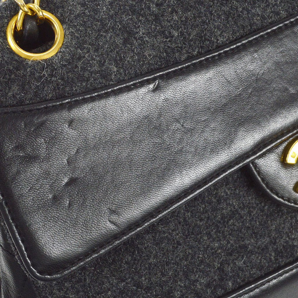 CHANEL 1986-1988 Border Flap Medium Gray Wool