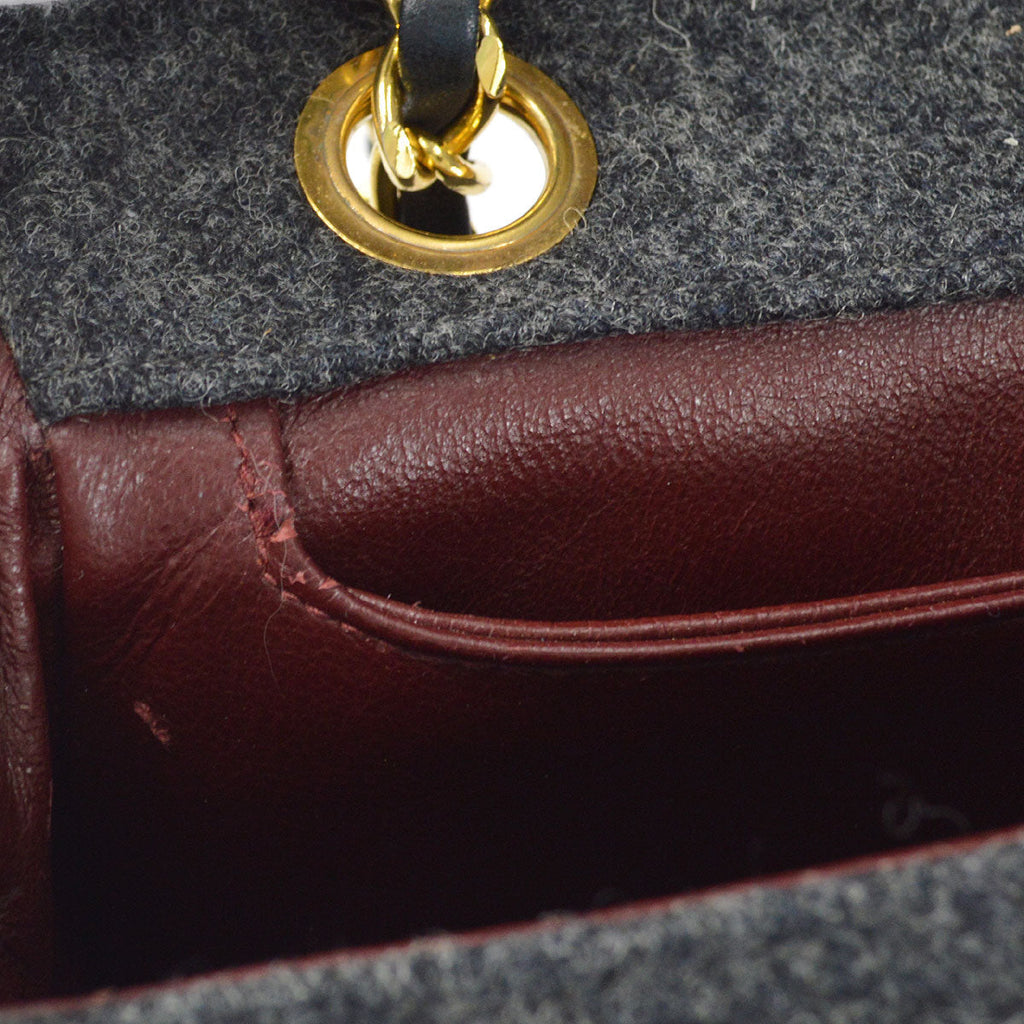 CHANEL 1986-1988 Border Flap Medium Gray Wool