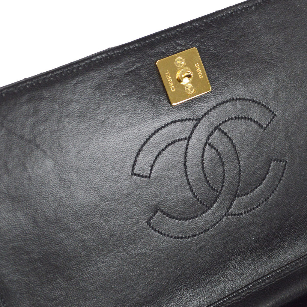CHANEL 1997-1999 CC Pushlock Full Flap Small Black Lambskin