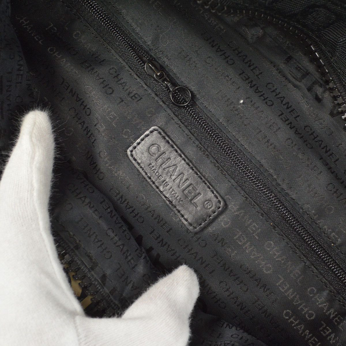 CHANEL 2003-2004 Sport Line Bum Bag Black