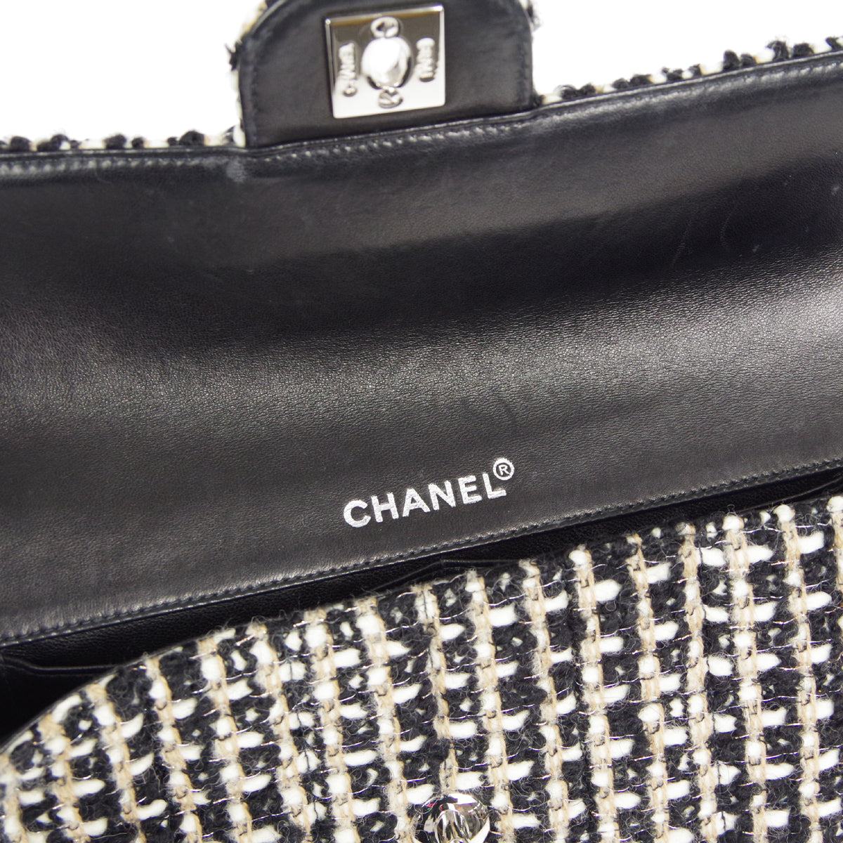 CHANEL 2001-2003 East West SHW Tweed