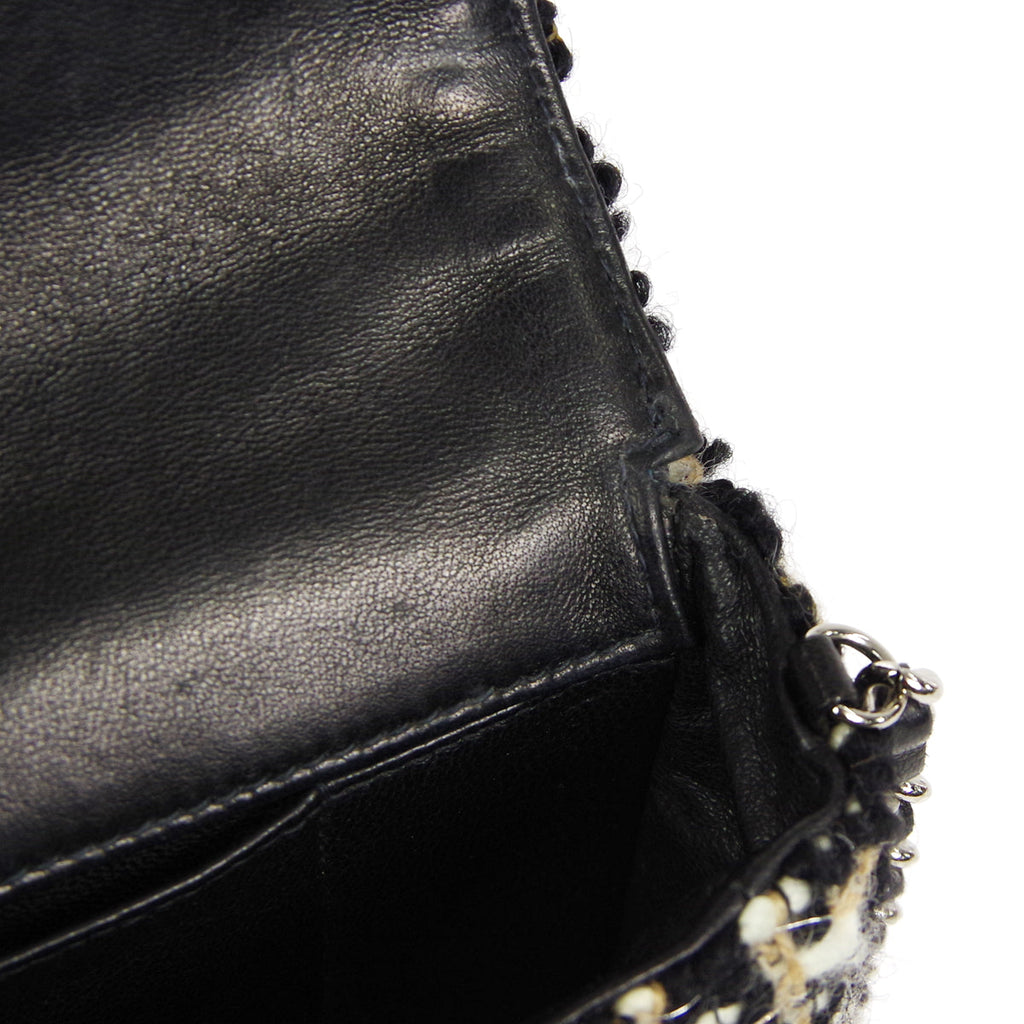 CHANEL 2001-2003 East West SHW Tweed
