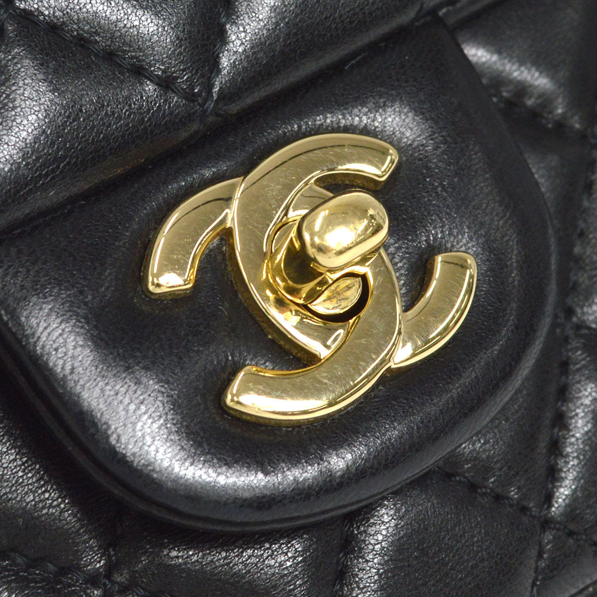 CHANEL 2009-2010 Heart Charm East West Black Lambskin