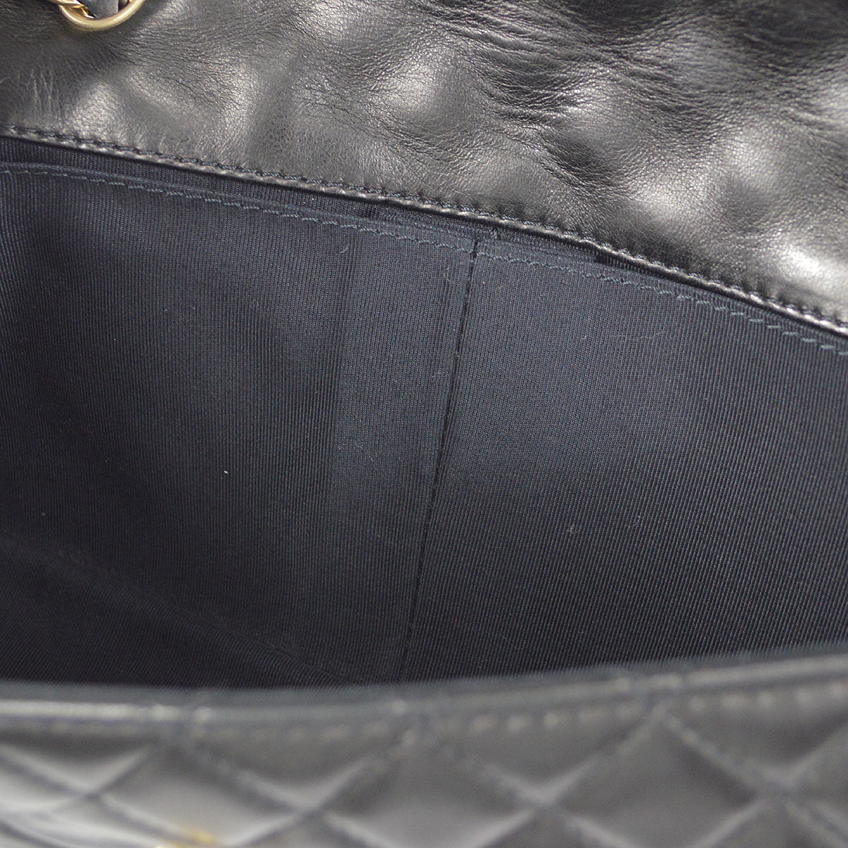 CHANEL 2009-2010 Heart Charm East West Black Lambskin