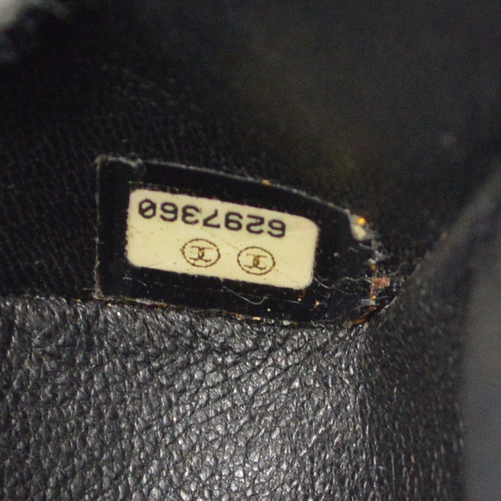 CHANEL 2000-2001 Classic Double Flap Medium SHW Black Caviar