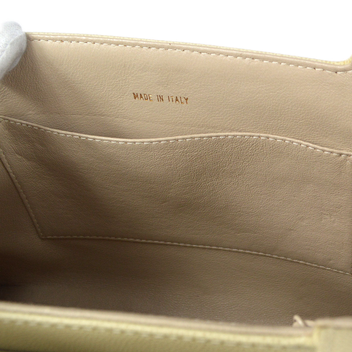 CHANEL 1998 Handbag Ivory Caviar