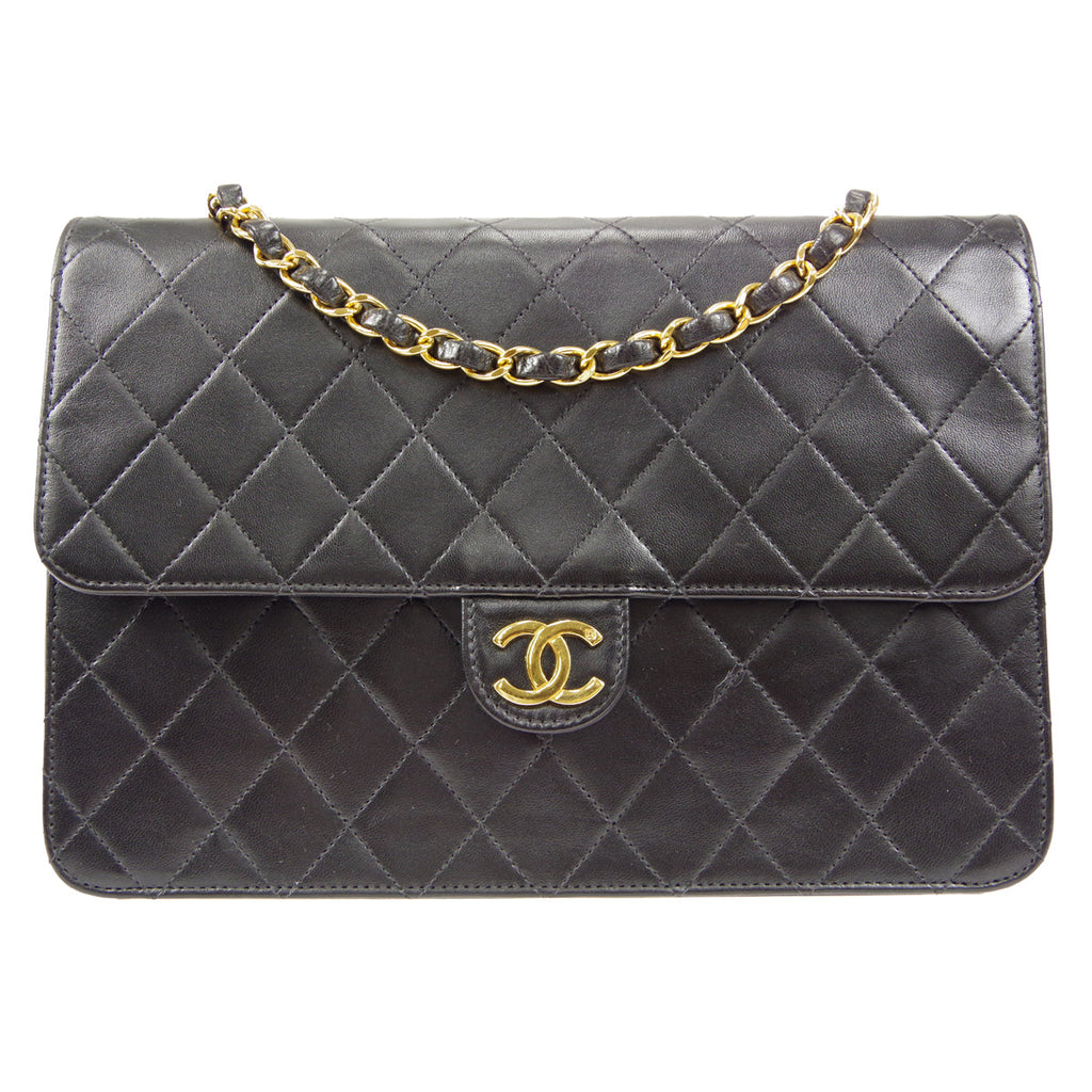 CHANEL 1996-1997 CC Pushlock Half Flap Medium Black Lambskin